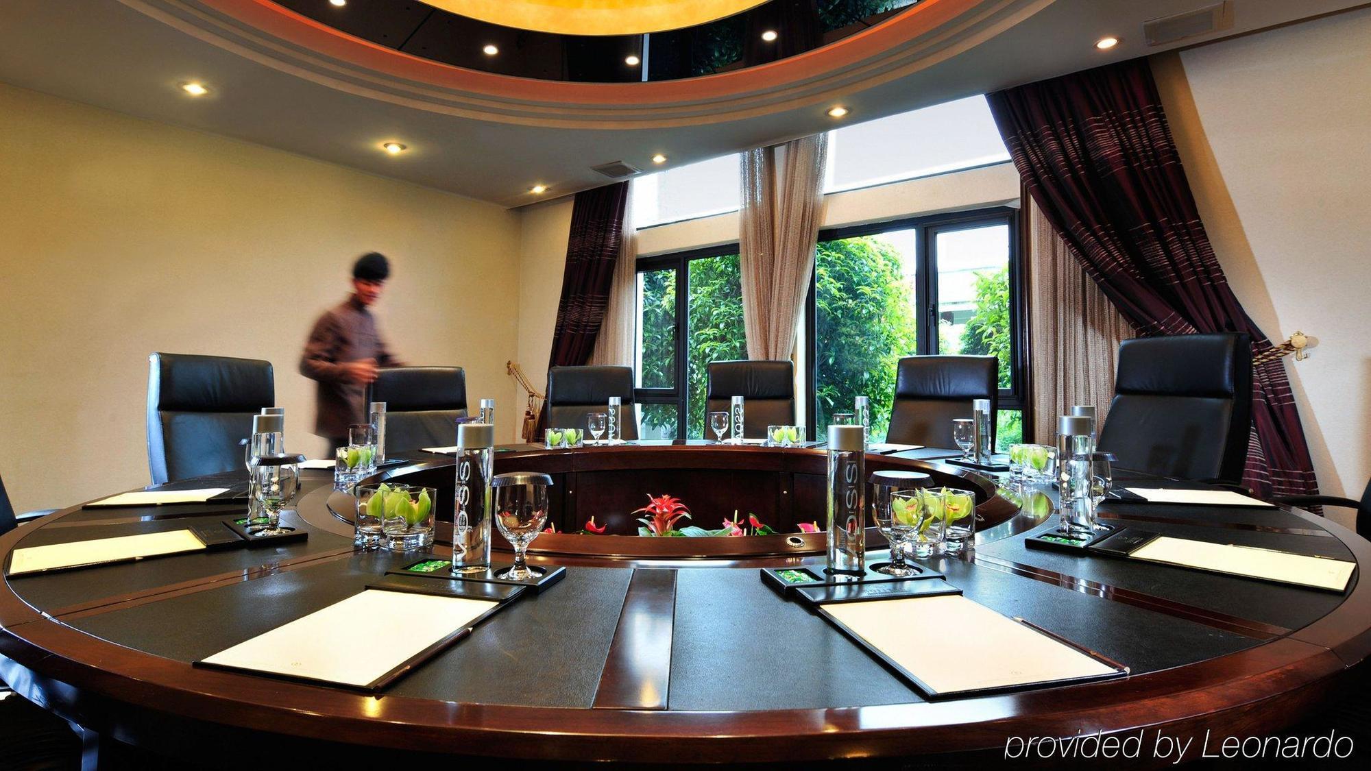 Crowne Plaza Hangzhou Xanadu Resort ภายนอก รูปภาพ